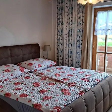 Appartement Nicole By Interhome Maishofen